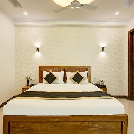 Hotel The Emporio Grand Near Vaishali Metro Station Ghaziabad Dış mekan fotoğraf