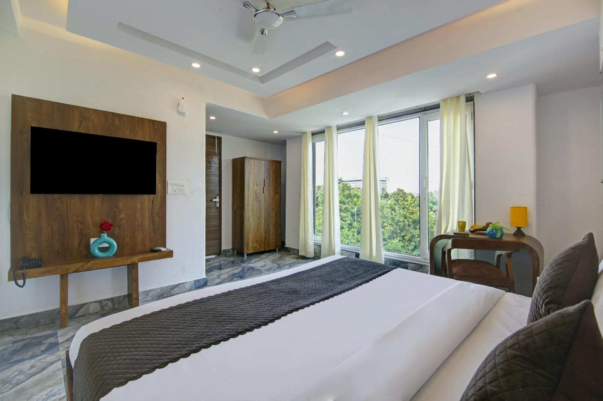 Hotel The Emporio Grand Near Vaishali Metro Station Ghaziabad Dış mekan fotoğraf
