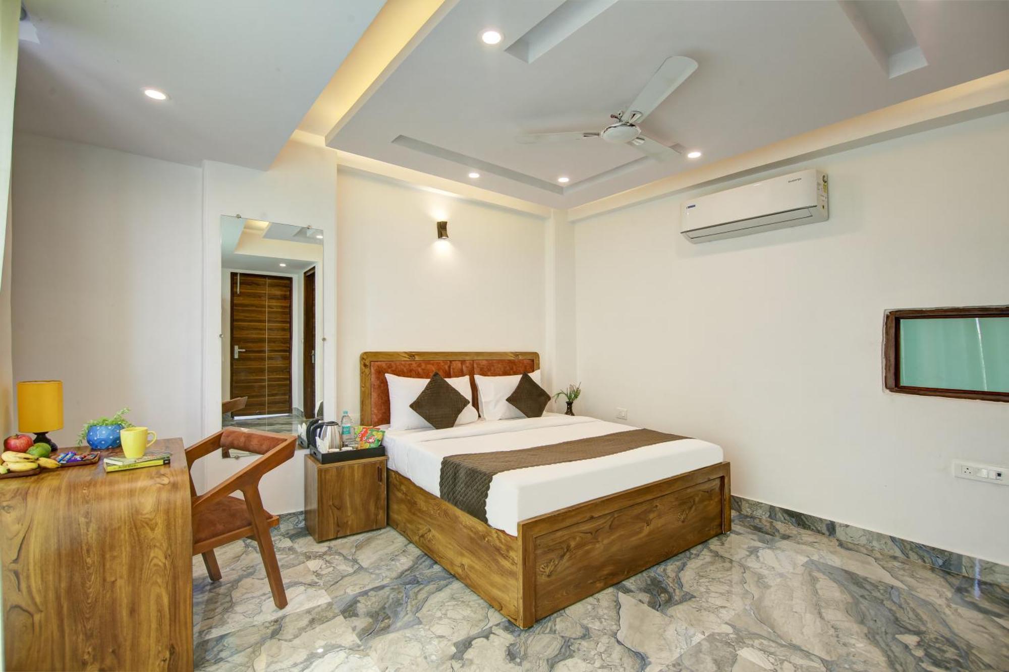 Hotel The Emporio Grand Near Vaishali Metro Station Ghaziabad Dış mekan fotoğraf