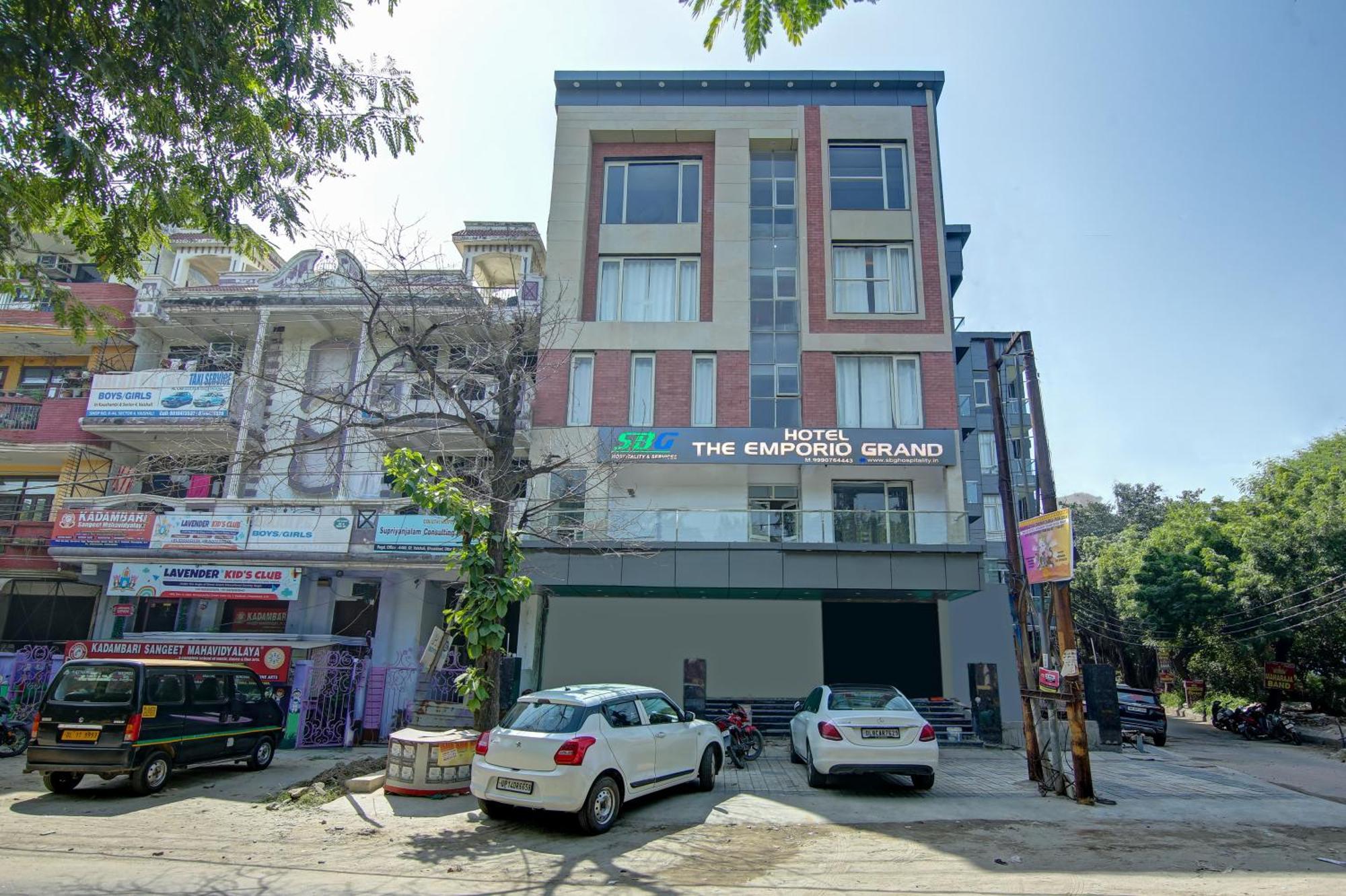 Hotel The Emporio Grand Near Vaishali Metro Station Ghaziabad Dış mekan fotoğraf