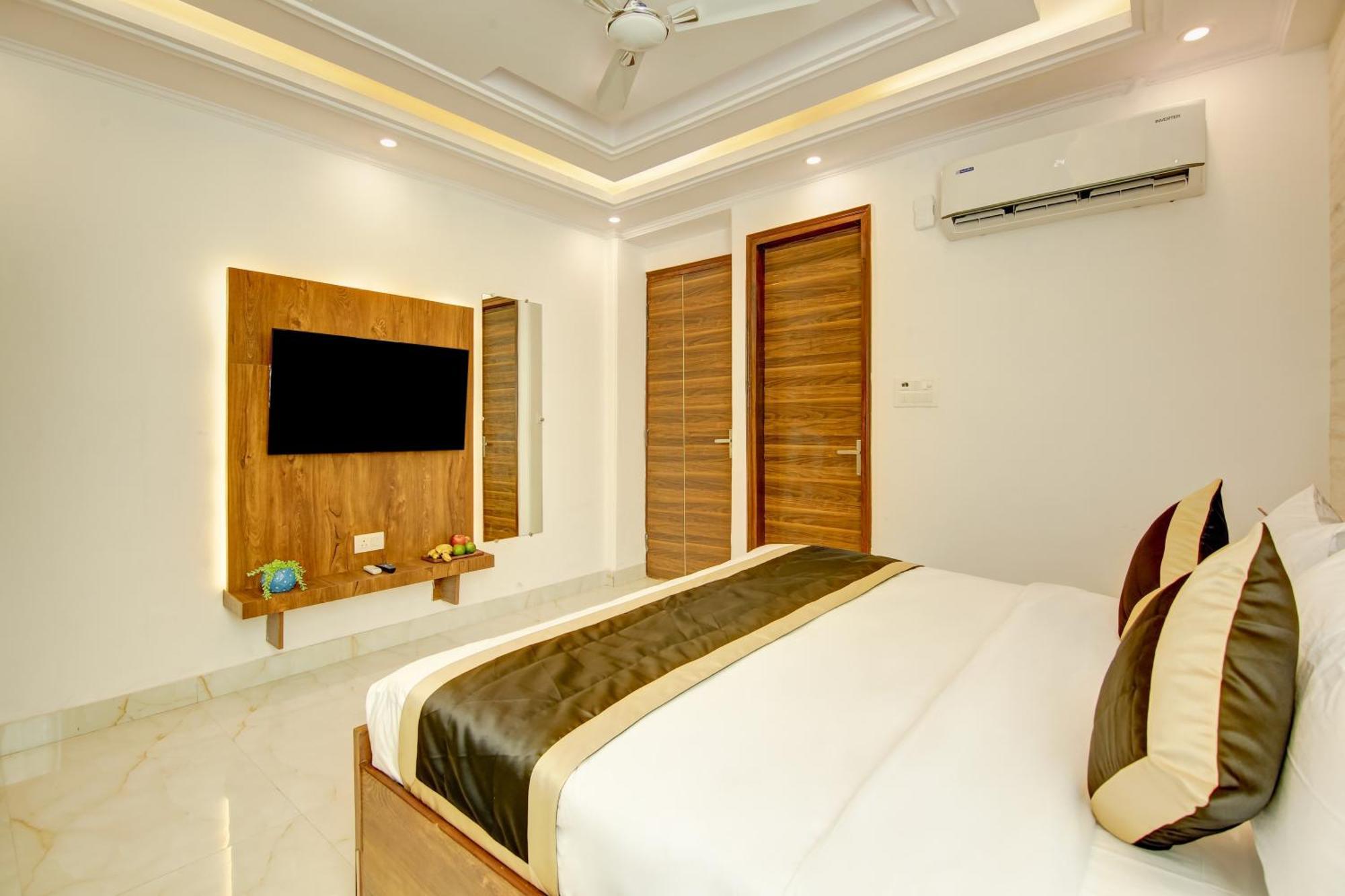 Hotel The Emporio Grand Near Vaishali Metro Station Ghaziabad Dış mekan fotoğraf